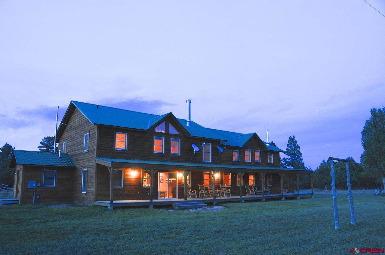 2105 Thunder Road - Photo 1