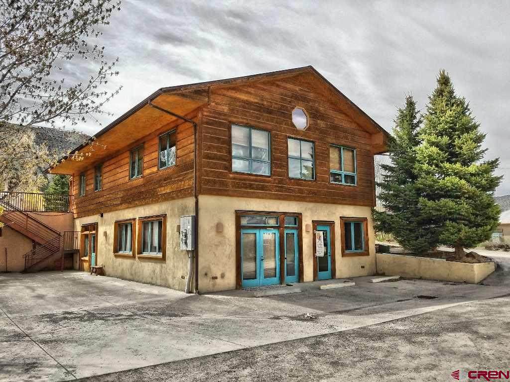 160 Amelia Street - Photo 1