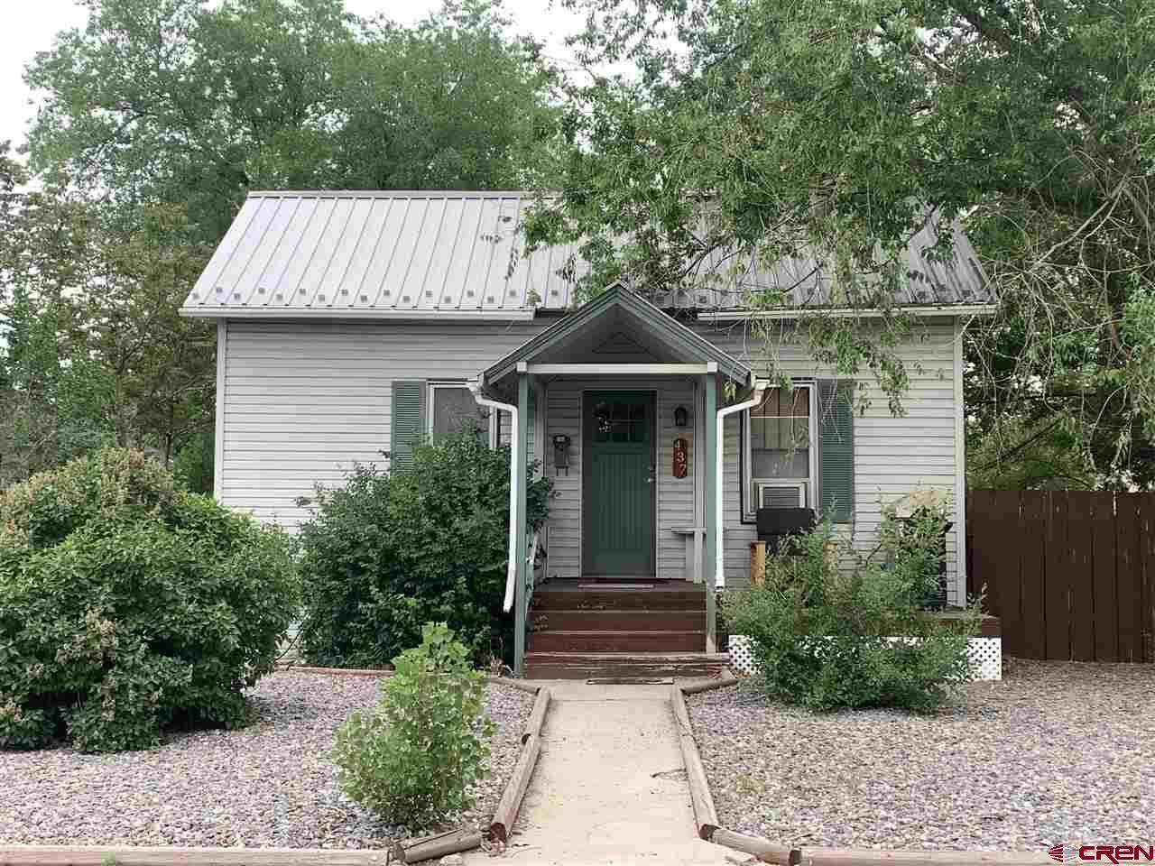 437 5th Street - Photo 1