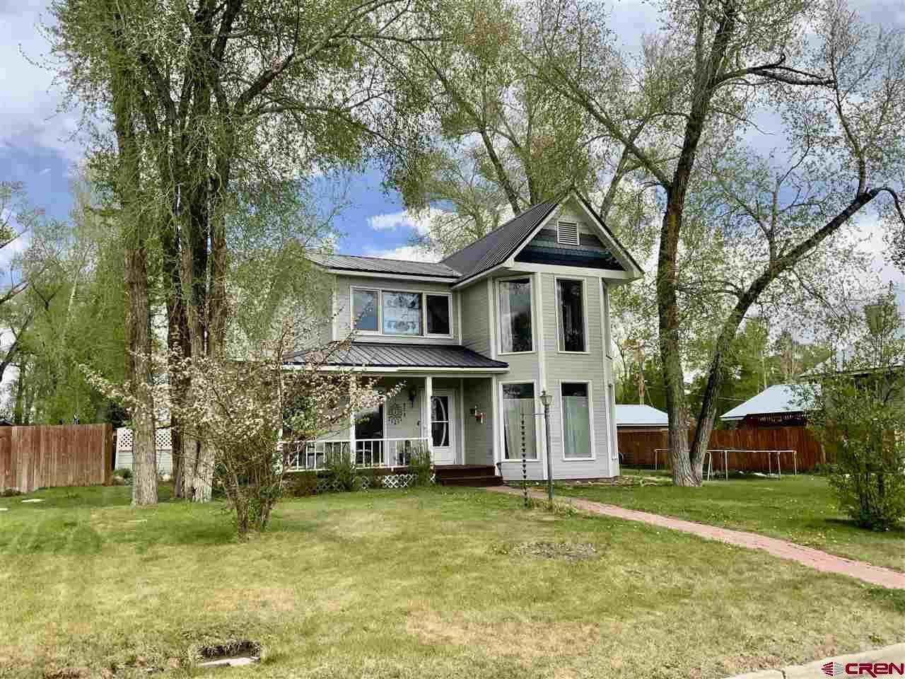 808 12th Street - Photo 1