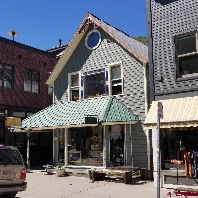 215 Colorado Avenue - Photo 1