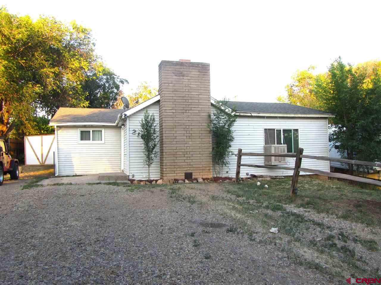 210 Chestnut - Photo 1