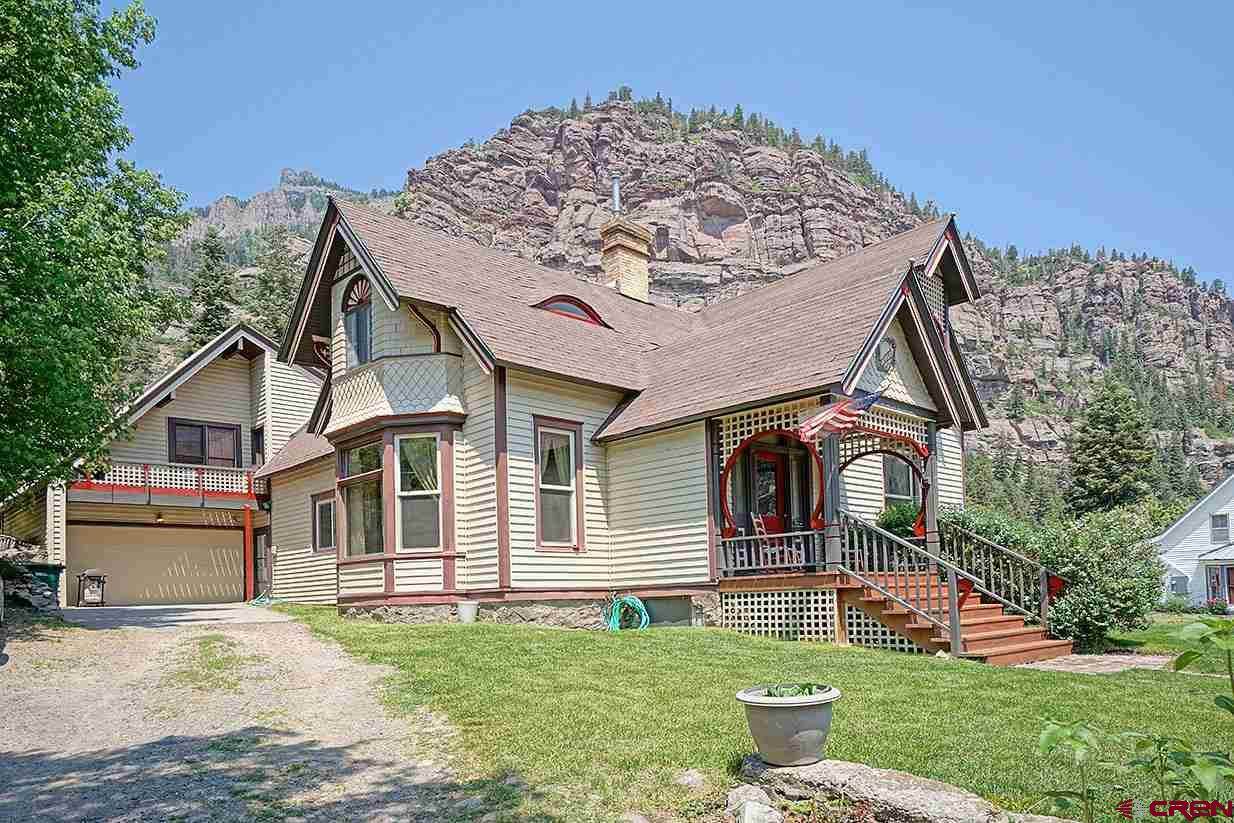 422 Oak Street - Photo 1