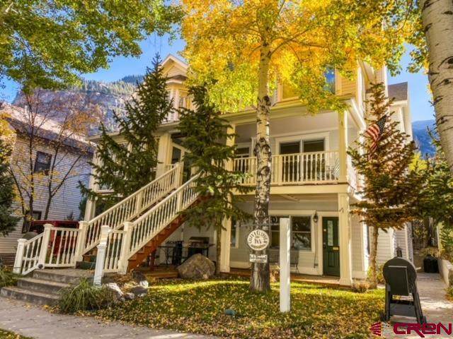 525 2nd Street - Photo 1