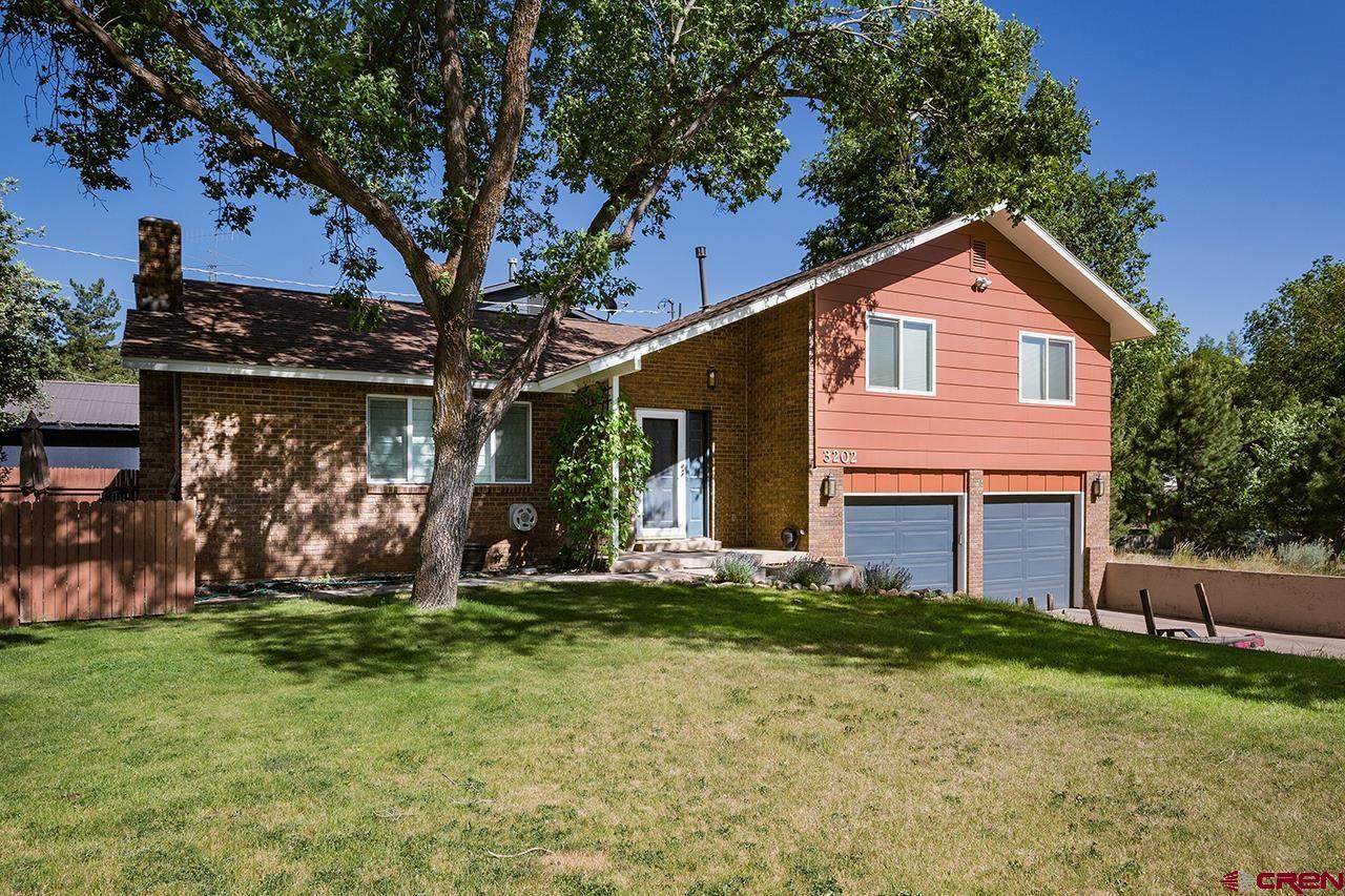 3202 6th Avenue - Photo 1