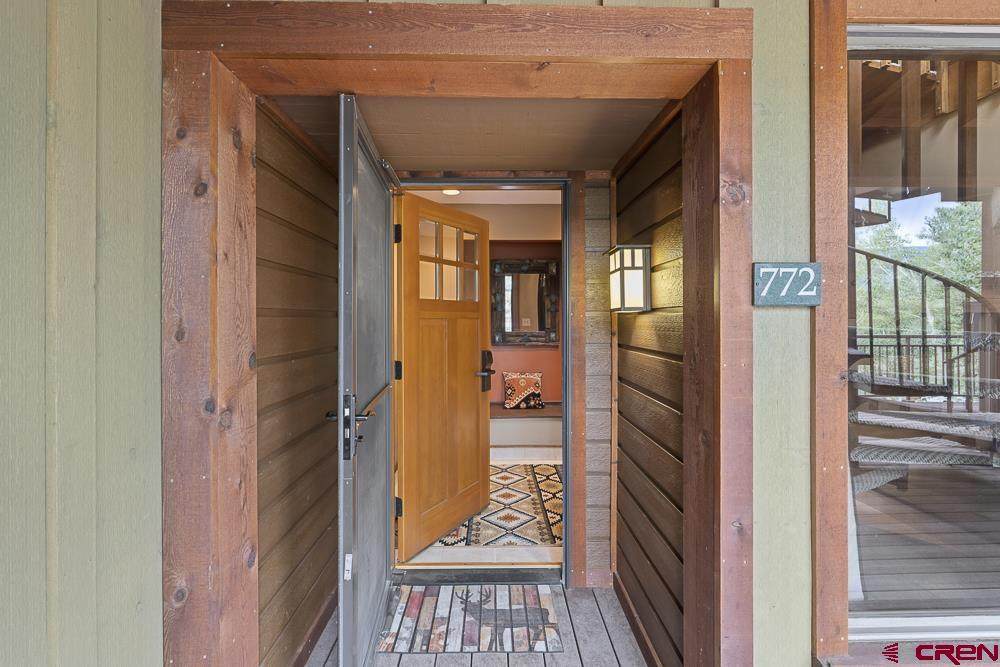 365 Tamarron Drive - Photo 1