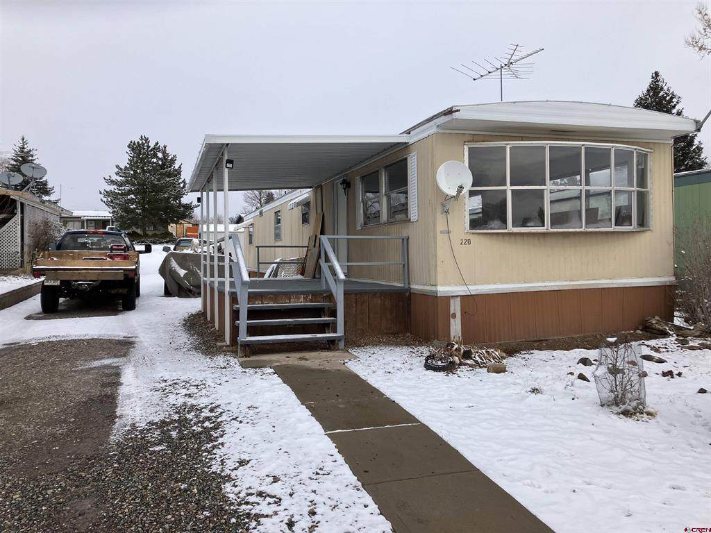 220 Elm Avenue - Photo 1