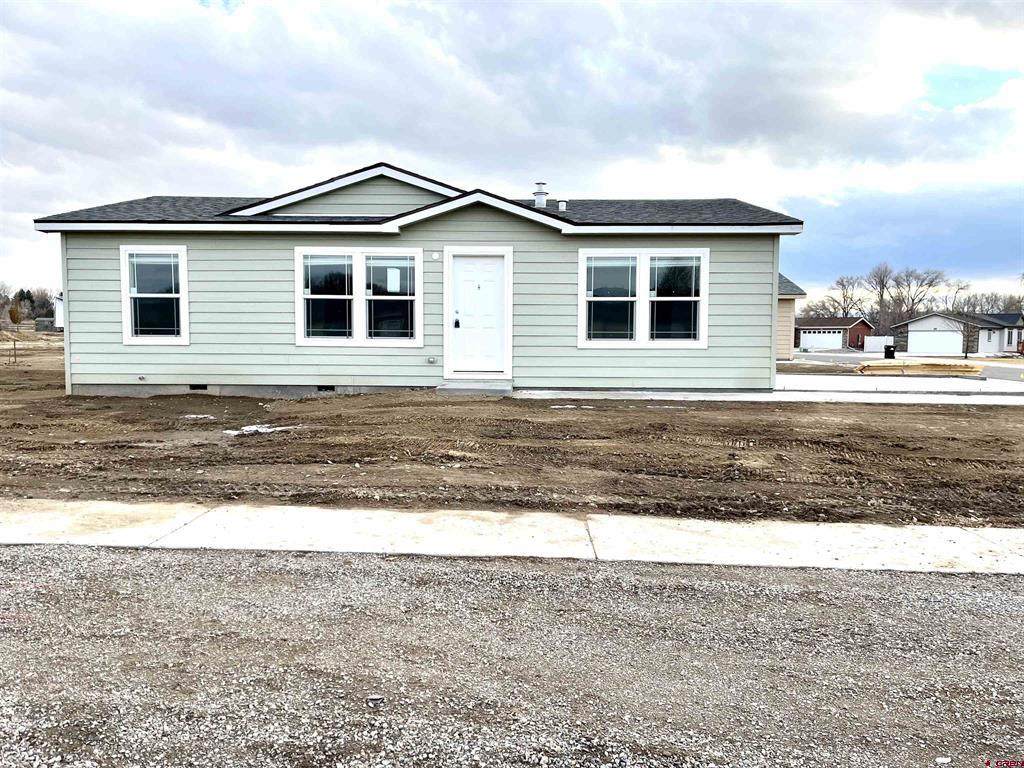 2102 Evans Avenue - Photo 1