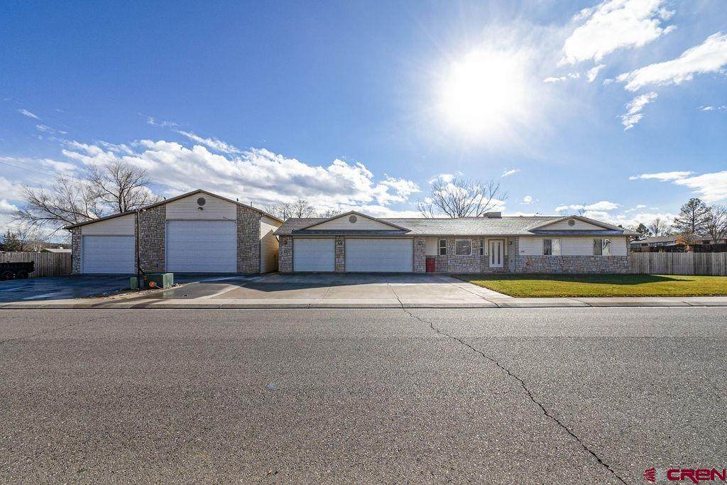 3297 El Jardin Drive - Photo 1