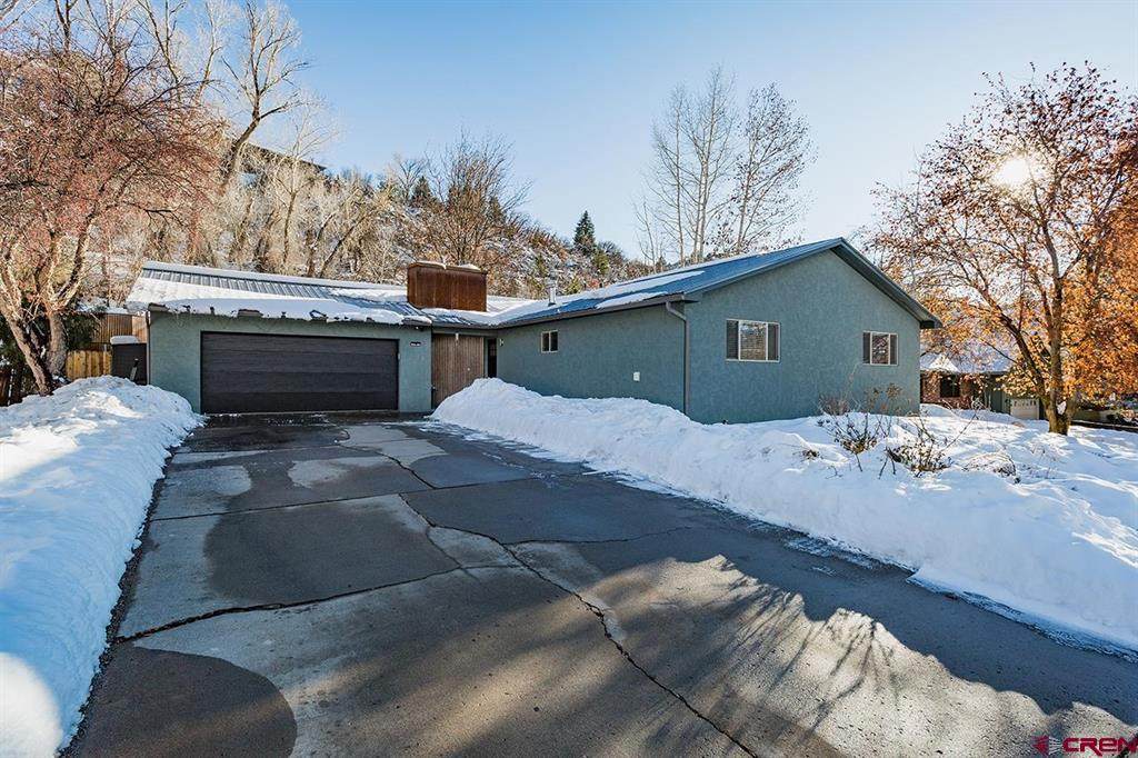 1106 Oak Drive - Photo 1