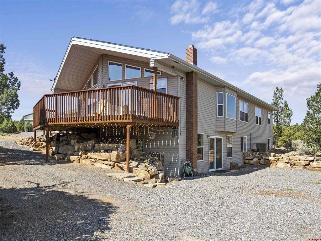 501 Shana Lane - Photo 1