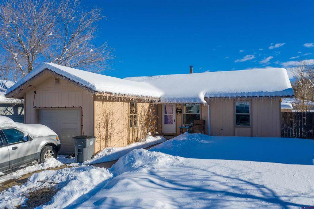 935 Brookside Dr - Photo 1