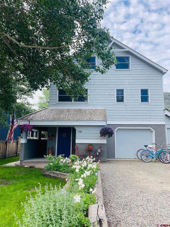 728 Whiterock Avenue - Photo 1