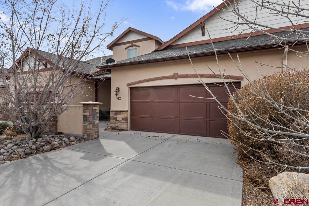 412 Stanford Lane - Photo 1