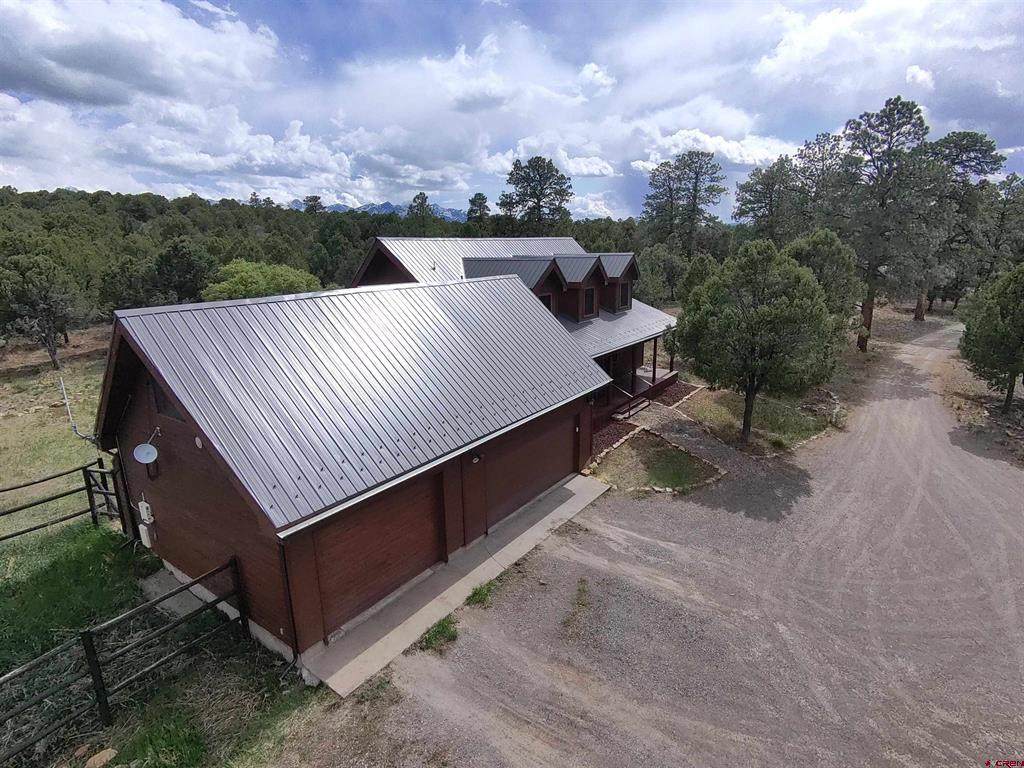 1010 Canyon Drive - Photo 1