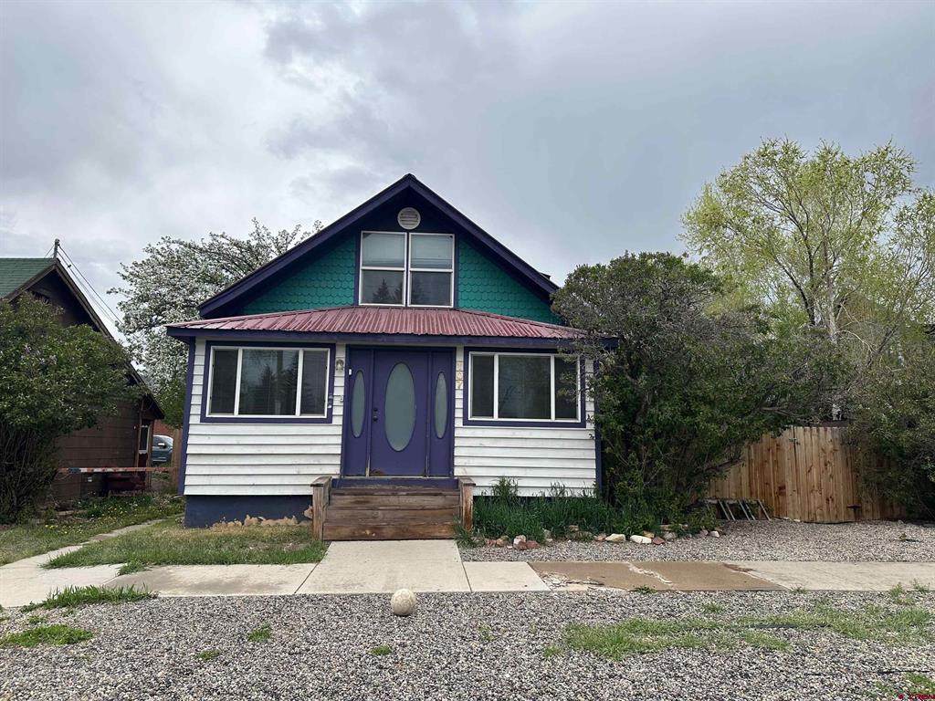 107 Teller Street - Photo 1