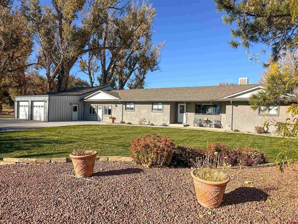 18555 F Road - Photo 1