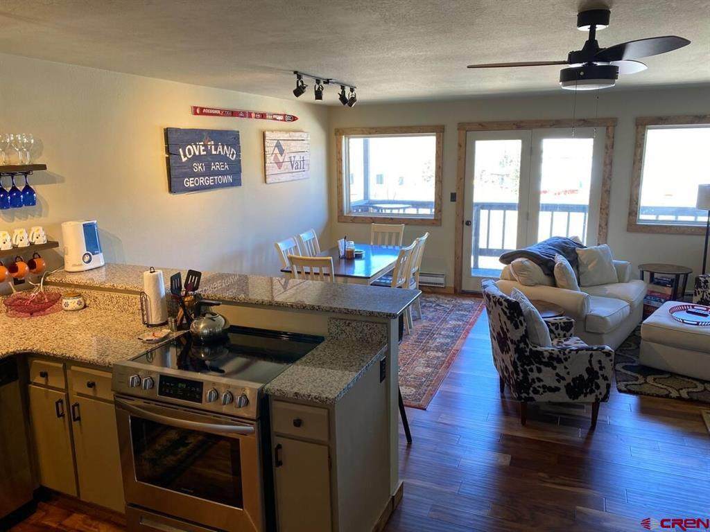 27 Crystal Road - Photo 1