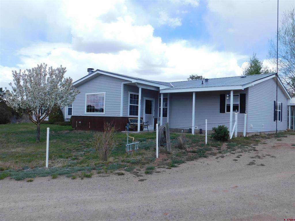 600 8F Road - Photo 1