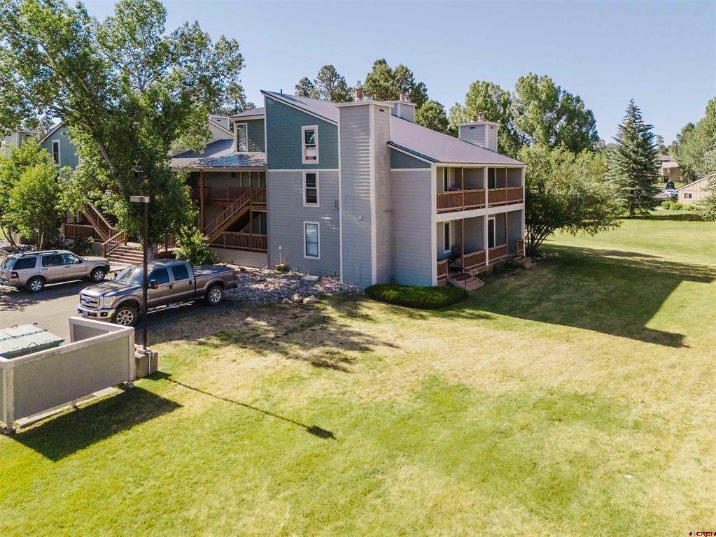 102 Valley View Drive - Photo 1