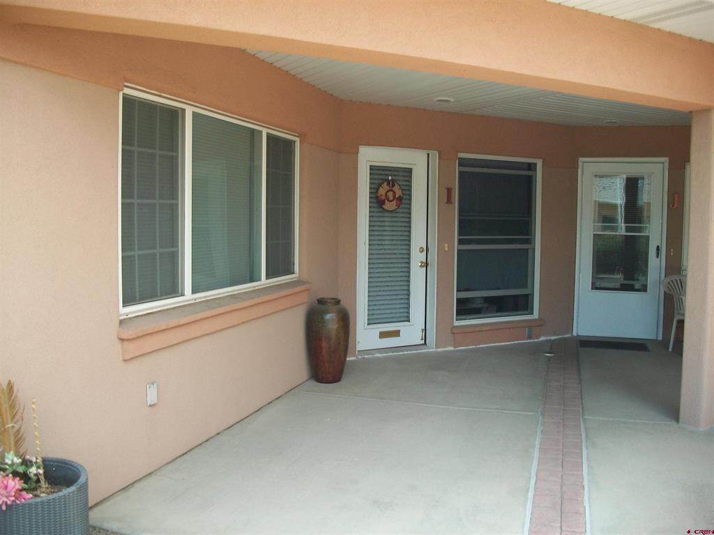 401 Grand - Photo 1