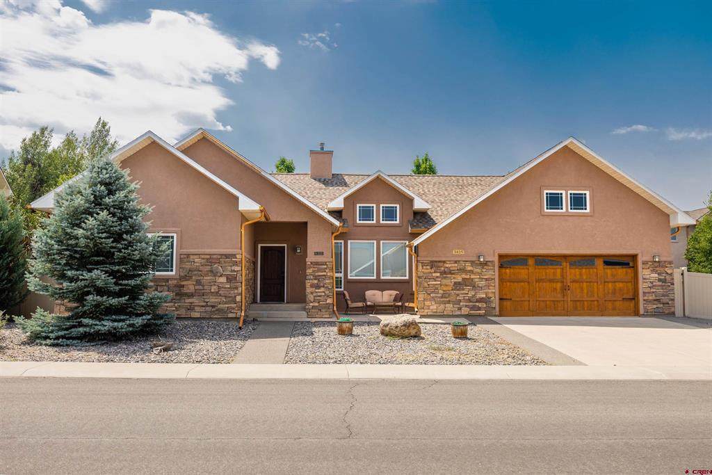 3405 Woodford Avenue - Photo 1