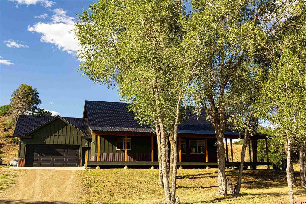 208 Pond Court - Photo 1