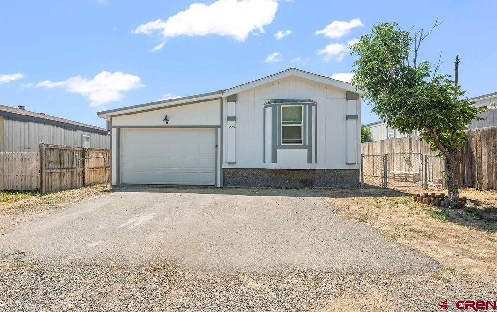 1525 Clarkton - Photo 1