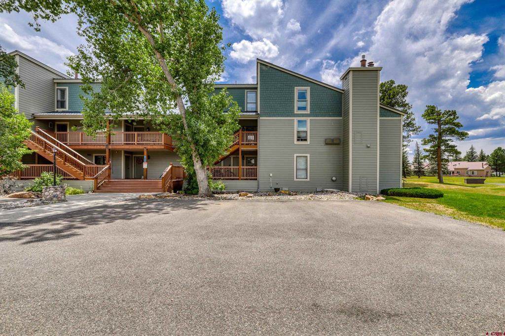 102 Valley View Drive - Photo 1
