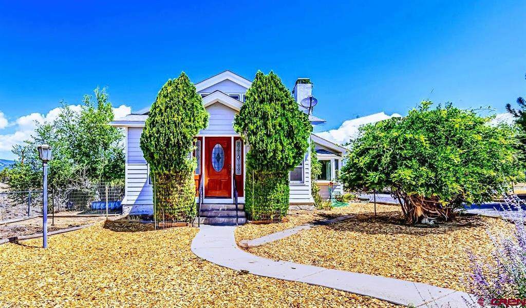 470 Cedar Avenue - Photo 1