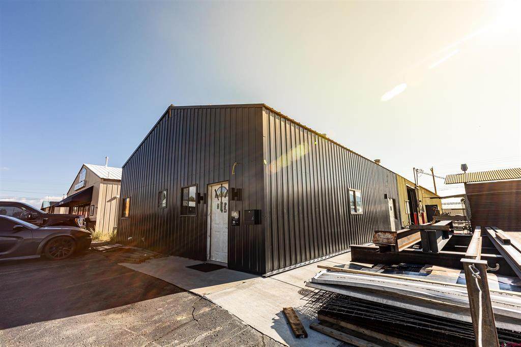 612 9th Street - Photo 1