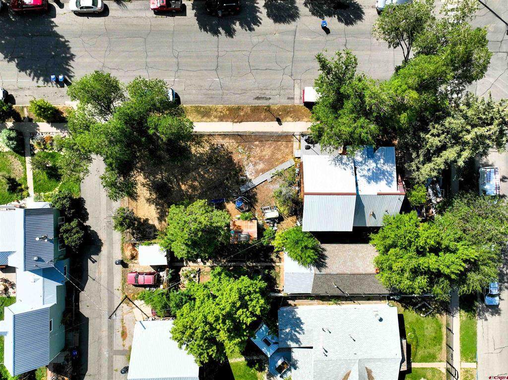 378 6th Avenue - Photo 1