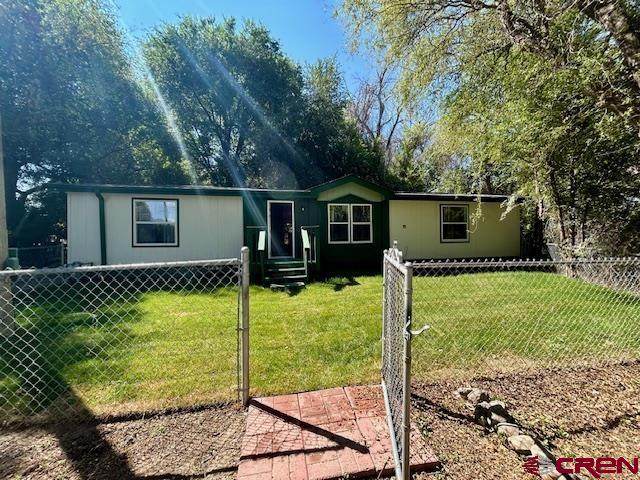 942 3rd Street - Photo 1