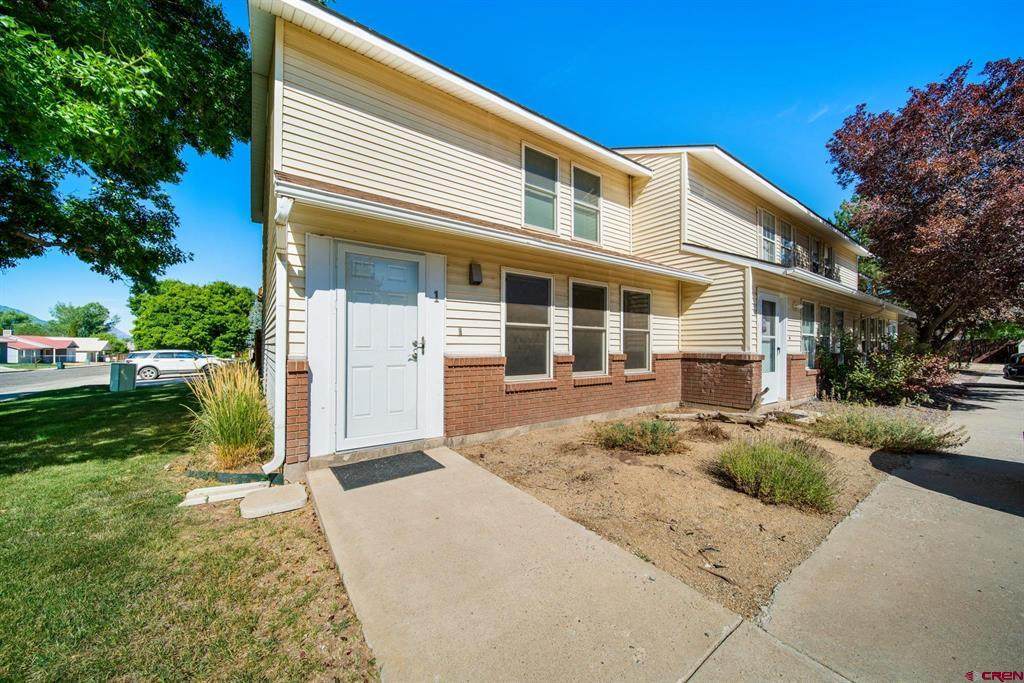 410 6th Street - Photo 1