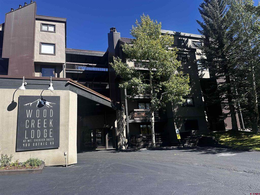 400 Gothic Road - Photo 1