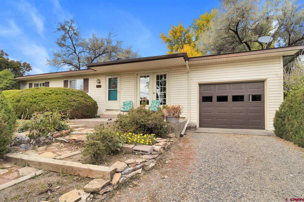 160 Antelope Avenue - Photo 1