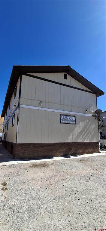 304 9th Street - Photo 1