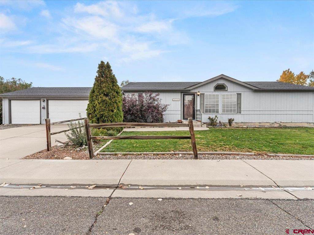 1315 Pitchfork Road - Photo 1