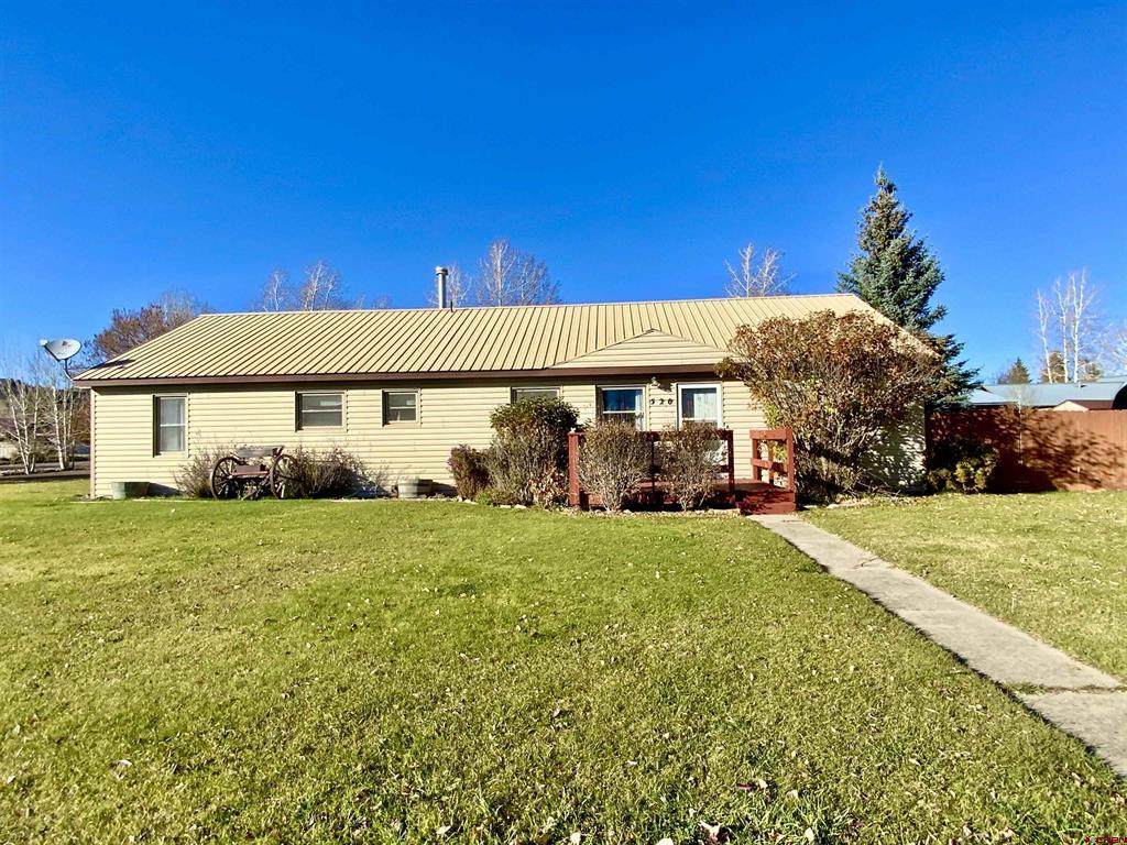 520 Elizabeth Avenue - Photo 1