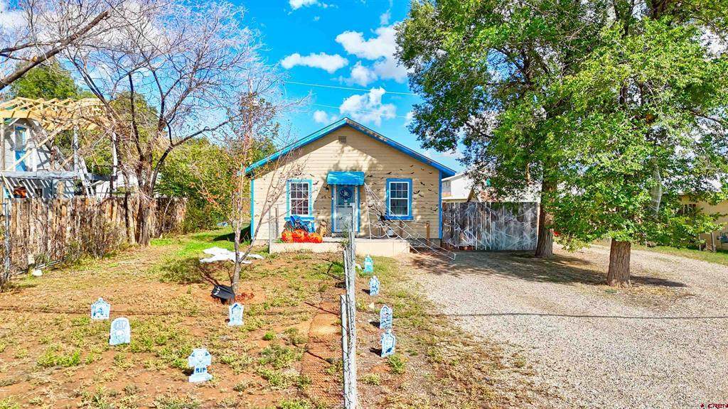 1118 Main Street - Photo 1