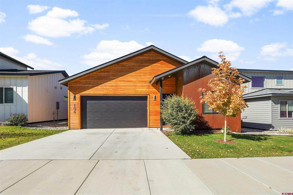 106 Elevation Drive - Photo 1