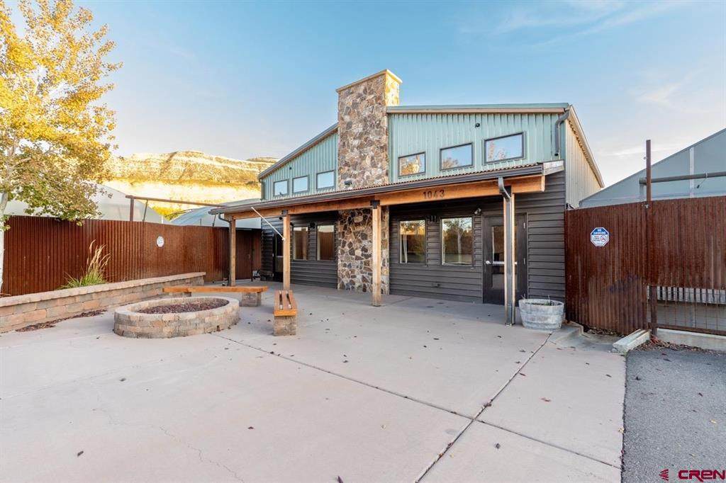 1043 River Road - Photo 1