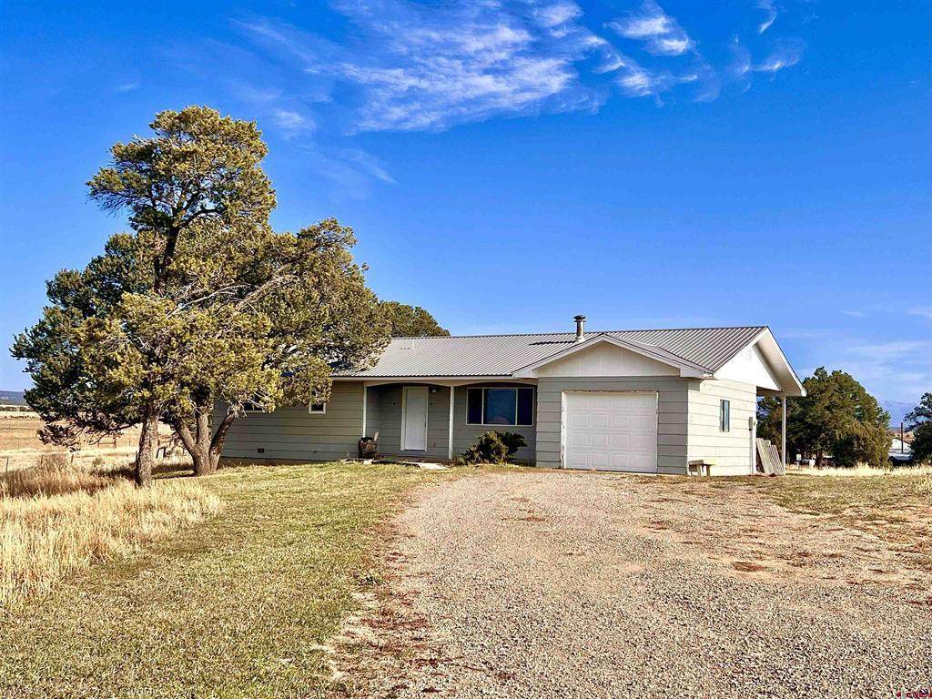 12 Cedar Drive - Photo 1