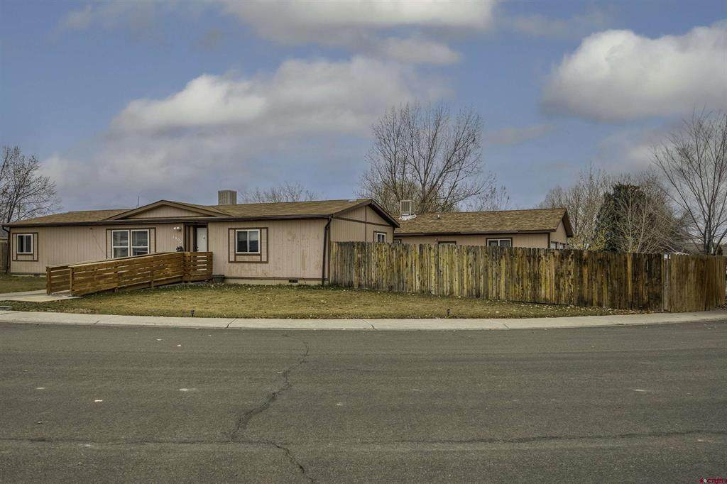 1900 Kellie Drive - Photo 1