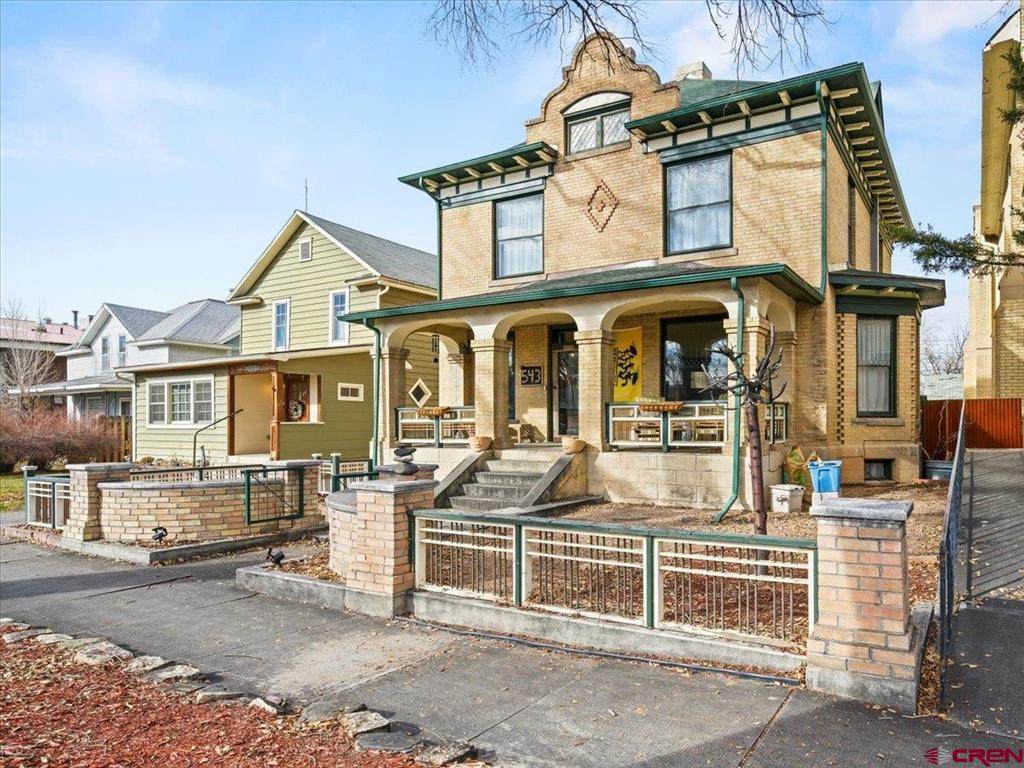 543 5th Street - Photo 1