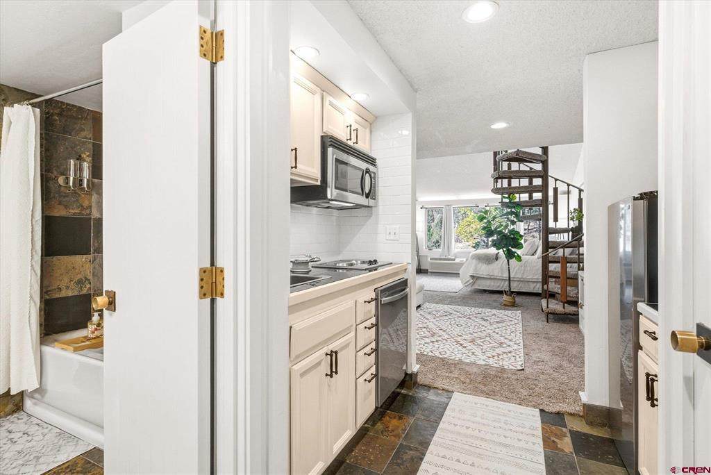 314 Tamarron Drive - Photo 1