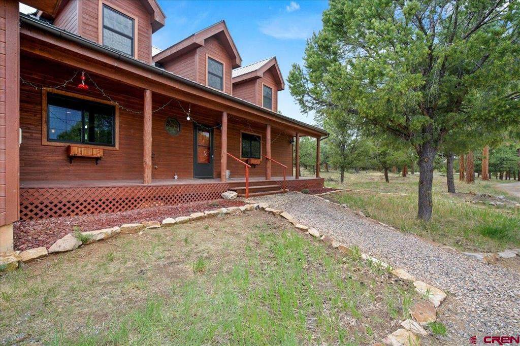 1010 Canyon Drive - Photo 1