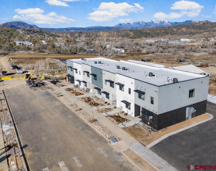 209 Treeline Street - Photo 1