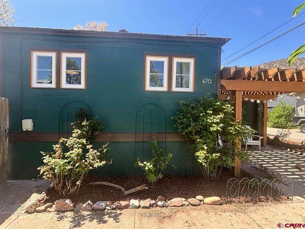 476 5th Street - Photo 1