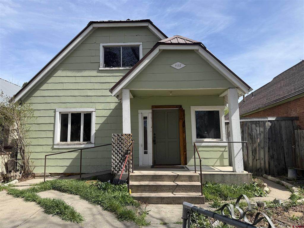 458 4th Avenue - Photo 1